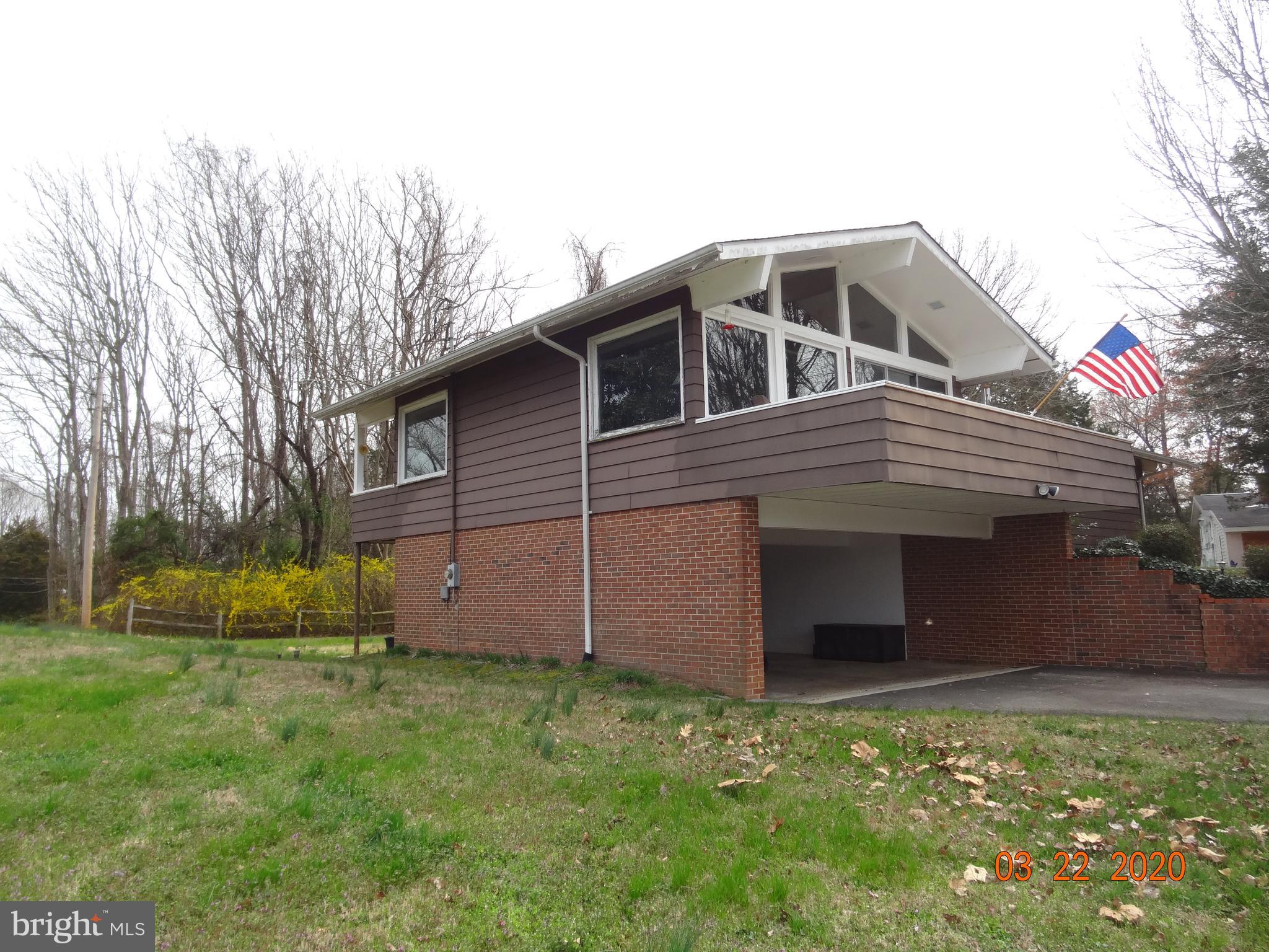 71 Fairview Road Louisa, VA 23093 - Photo 24 of 101 Carport and Balcony