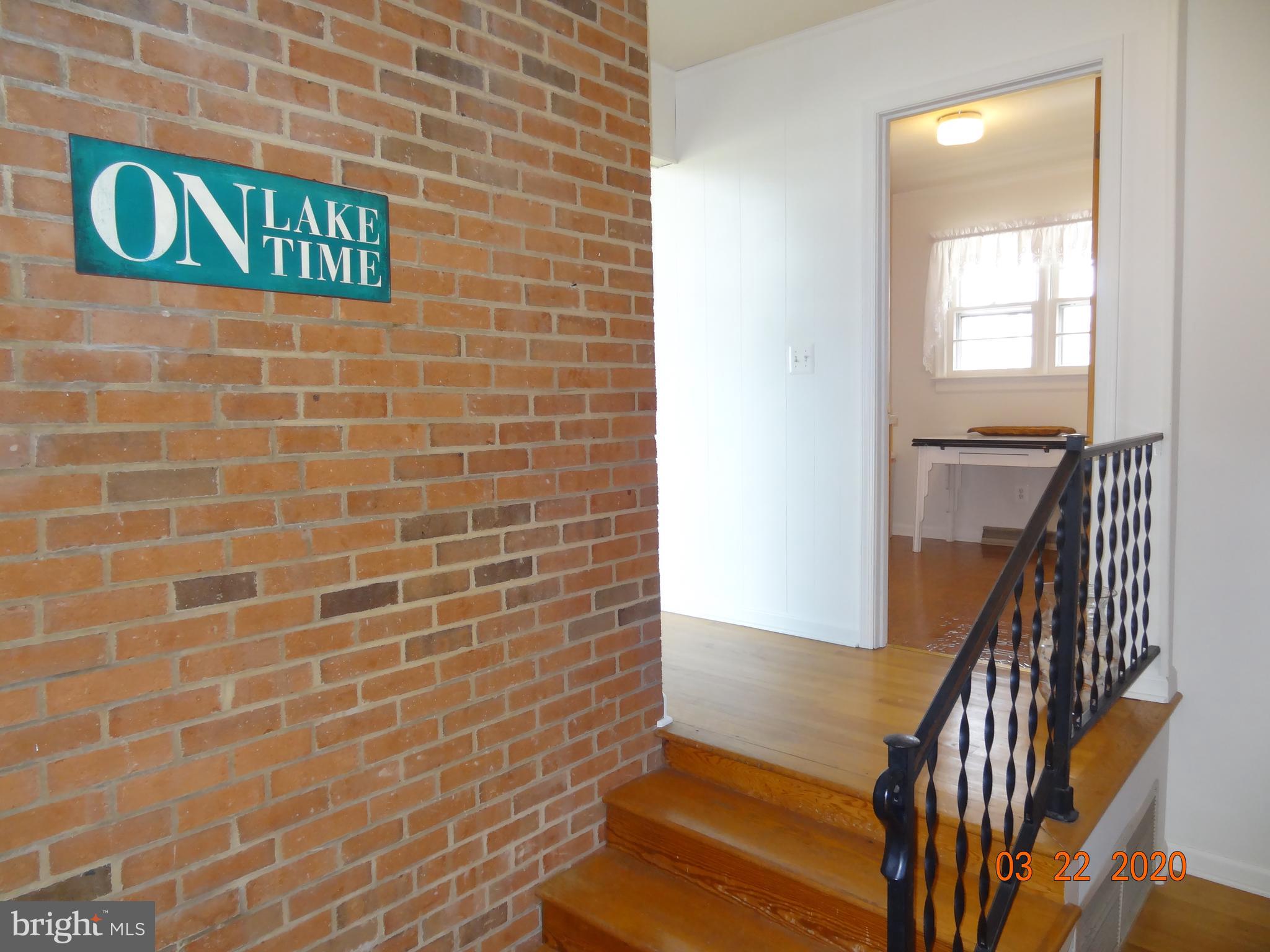 71 Fairview Road Louisa, VA 23093 - Photo 5 of 101 Beautiful Foyer