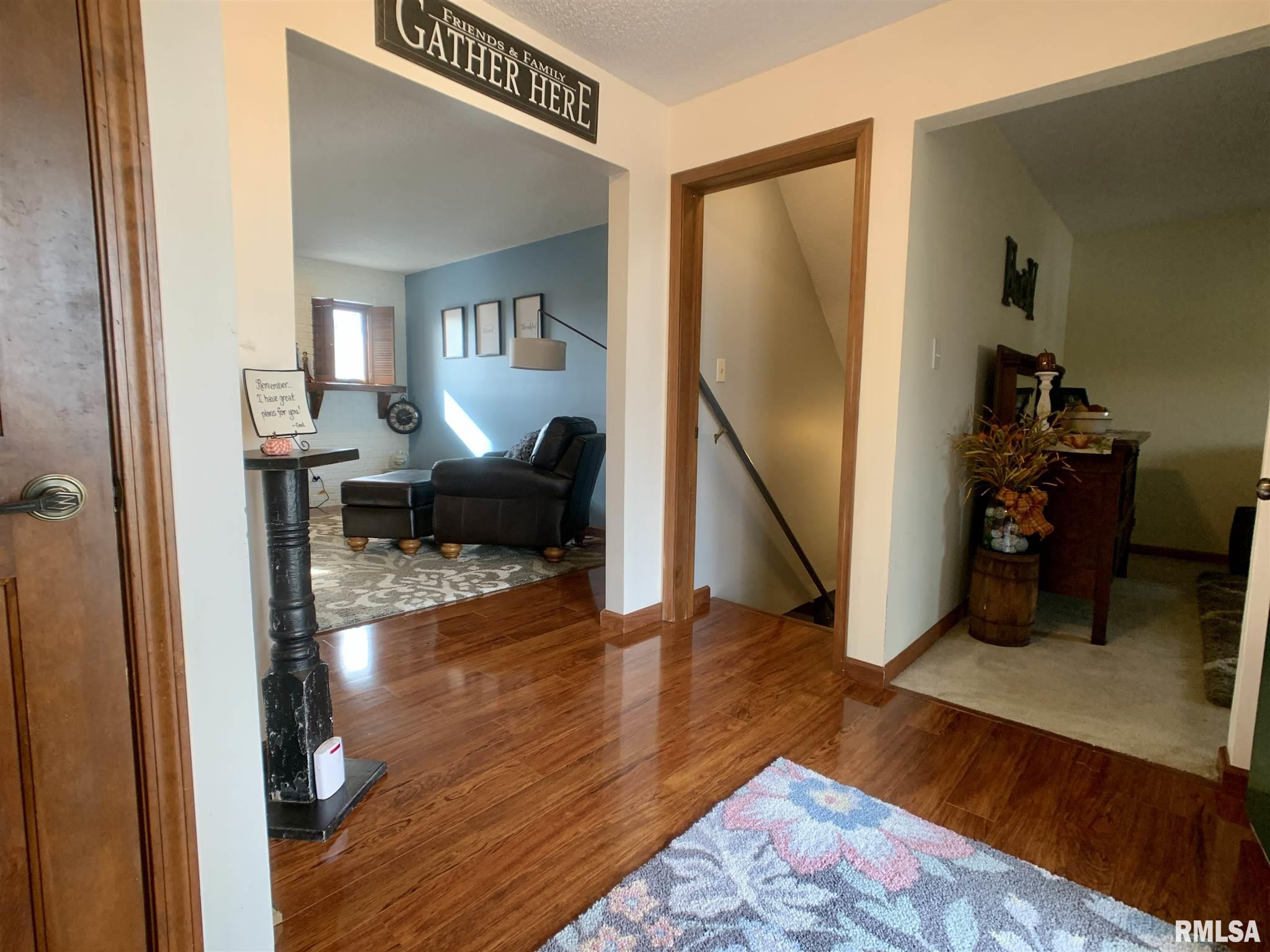 9130 Mechanicsburg Road Dawson, IL 62520 - Photo 2 of 46 Gallery Image 2