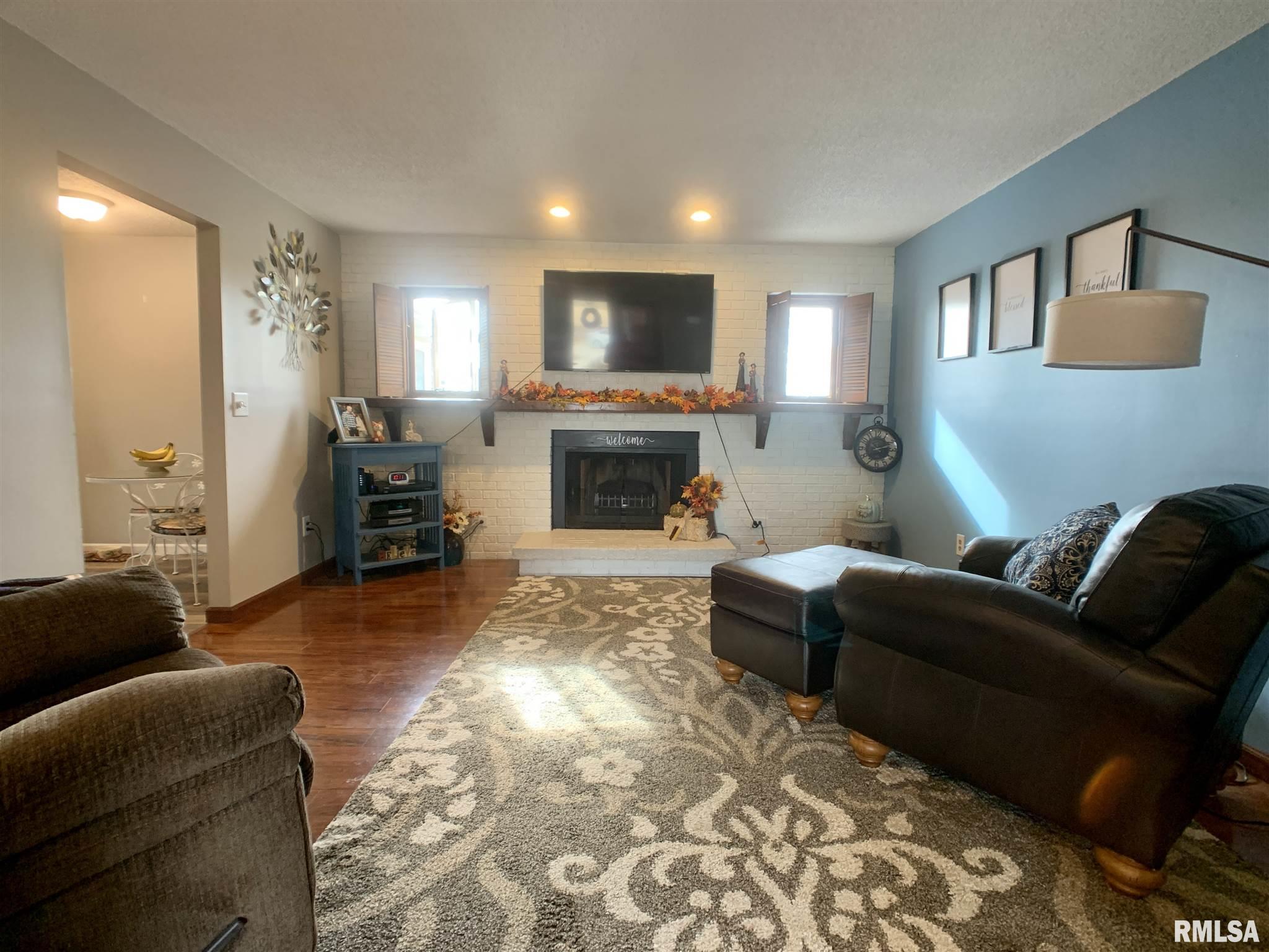 9130 Mechanicsburg Road Dawson, IL 62520 - Photo 7 of 46 Gallery Image 7
