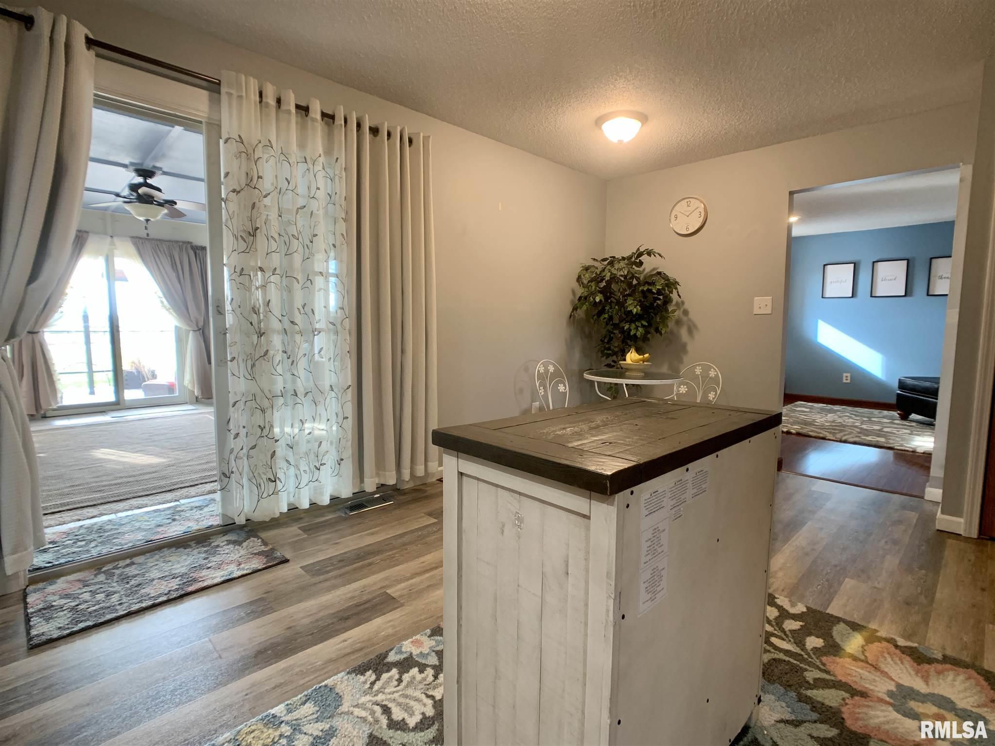 9130 Mechanicsburg Road Dawson, IL 62520 - Photo 9 of 46 Gallery Image 9