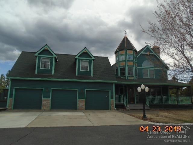 63554 Overtree Road Bend, OR 97701 - Photo 1 of 25 Gallery Image 1