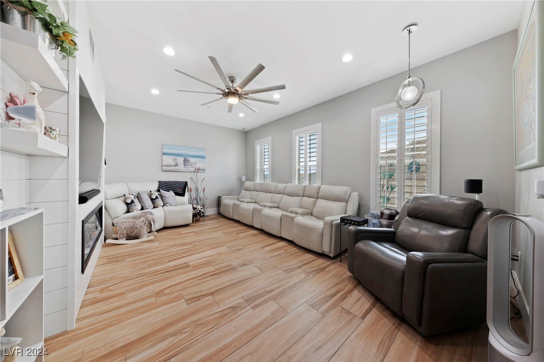 1165 Christian Road Henderson, NV 89002 - Photo 8 of 62 Gallery Image 8