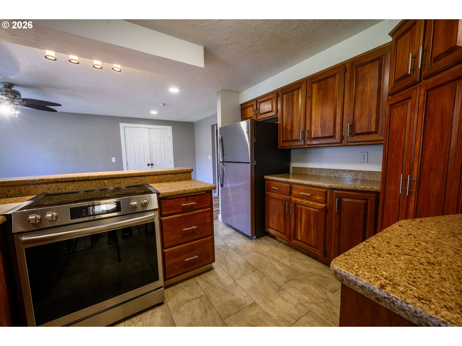 1830 Yolanda Avenue Springfield, OR 97477 - Photo 18 of 47