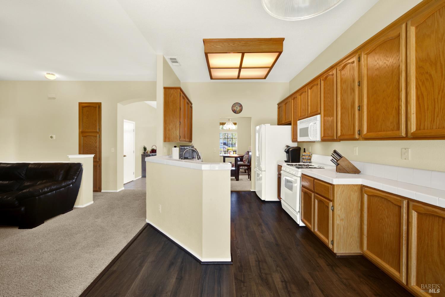 525 Schooner Ridge Drive Dixon, CA 95620 - Photo 17 of 48