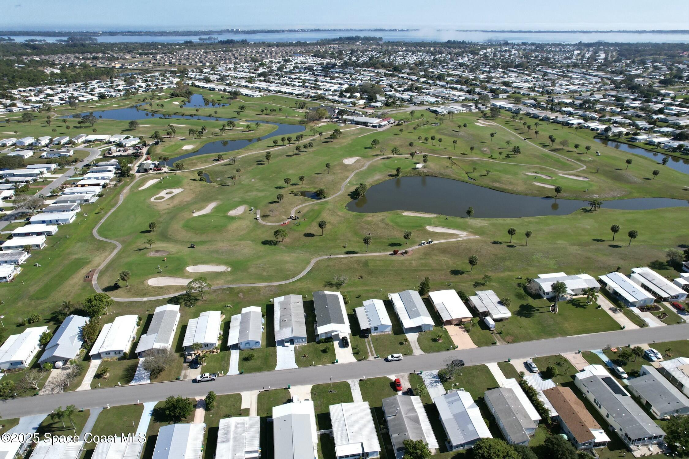 1124 Barefoot Circle Barefoot Bay, FL 32976 - Photo 7 of 79 tempImagei05m0q