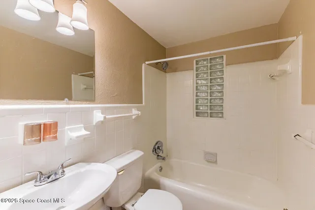 $1,850 | 177 Woodland Drive, Melbourne, FL 32904