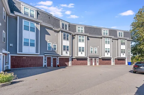 $850,000 | 364 Neponset Avenue, Unit 4, Boston, MA 02122