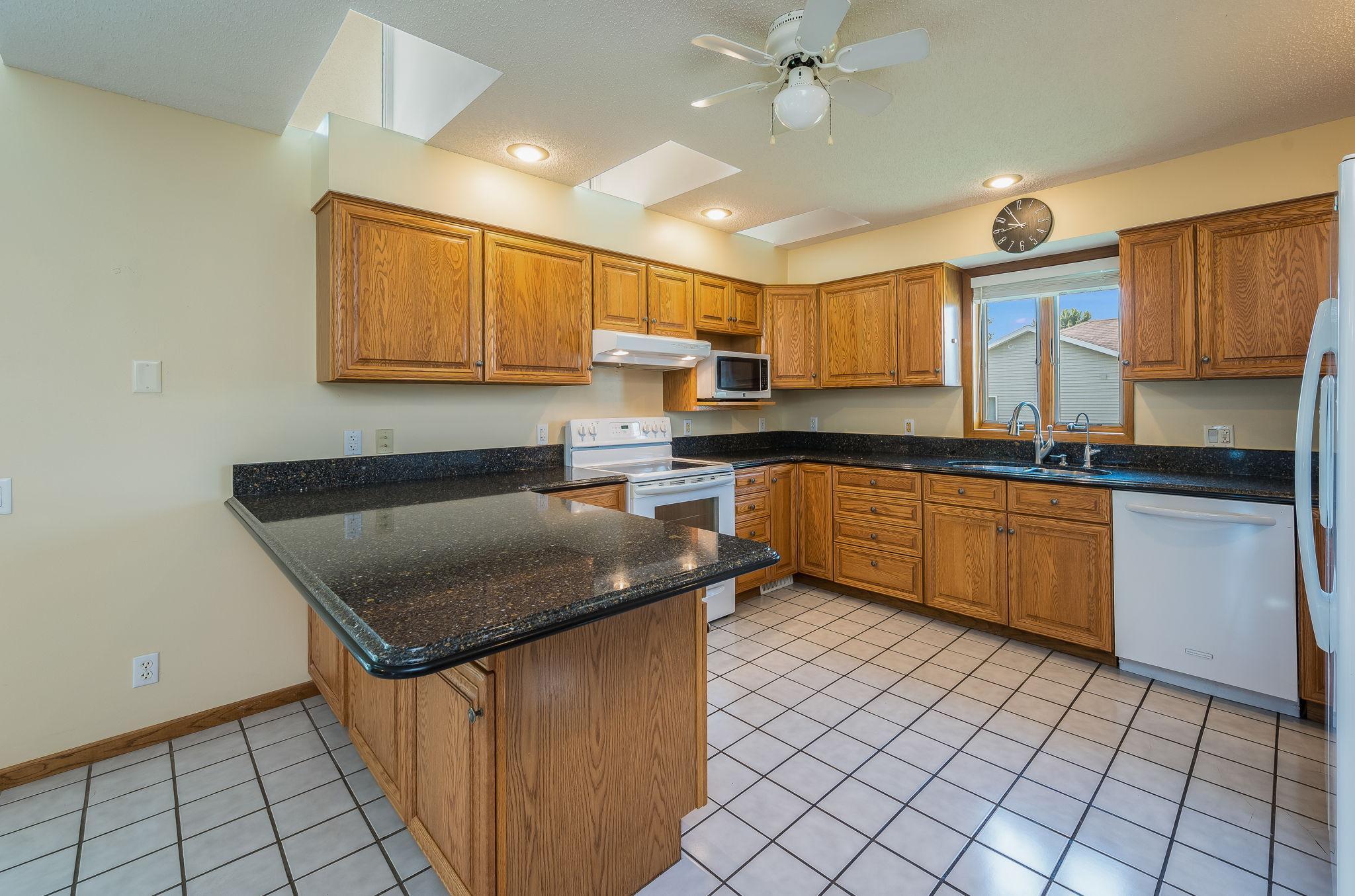 3801 Cedar Park Road Fairmont, MN 56031 - Photo 9 of 40