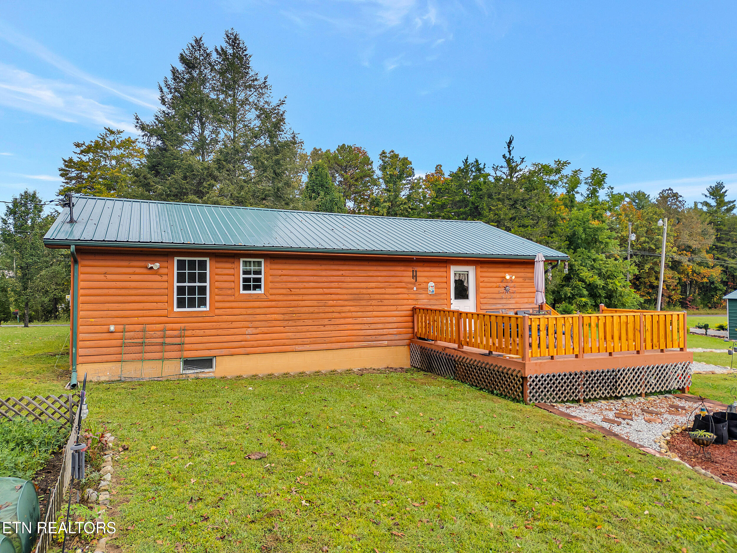 119 Frankfort Road Lancing, TN 37770 - Photo 30 of 42 30_01