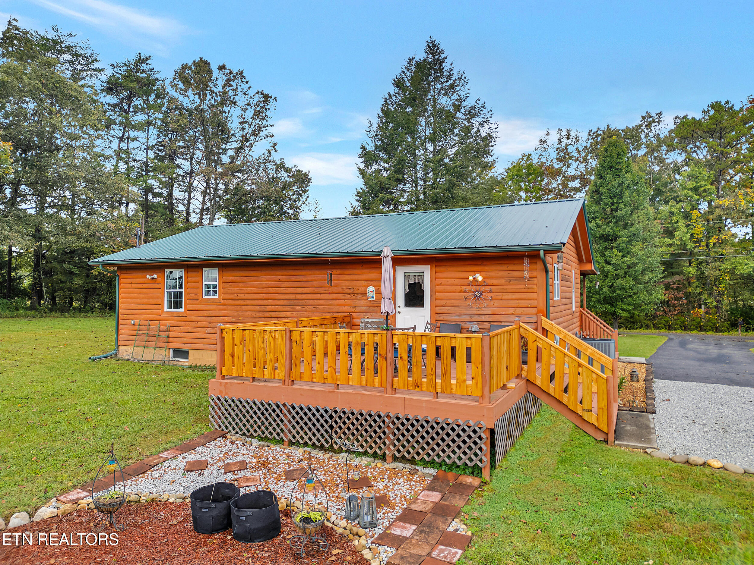 119 Frankfort Road Lancing, TN 37770 - Photo 32 of 42 32_03