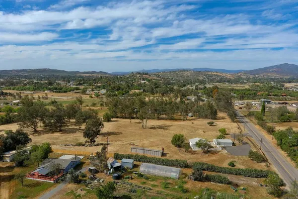 $820,000 | 354 Magnolia Avenue, Ramona, CA 92065