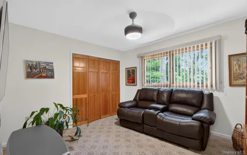 $1,399,999 | 12 Wildwood Drive, Dix Hills, NY 11746