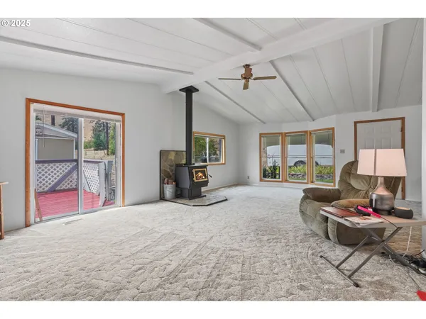 $300,000 | 54312 Highway 86, Halfway, OR 97834