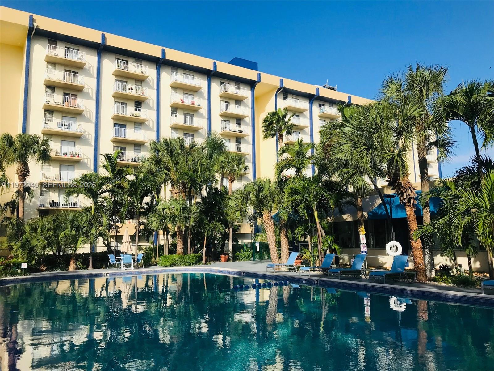 4550 Northwest 9th Street, Unit 305E Miami, FL 33126 - Photo 5 of 22