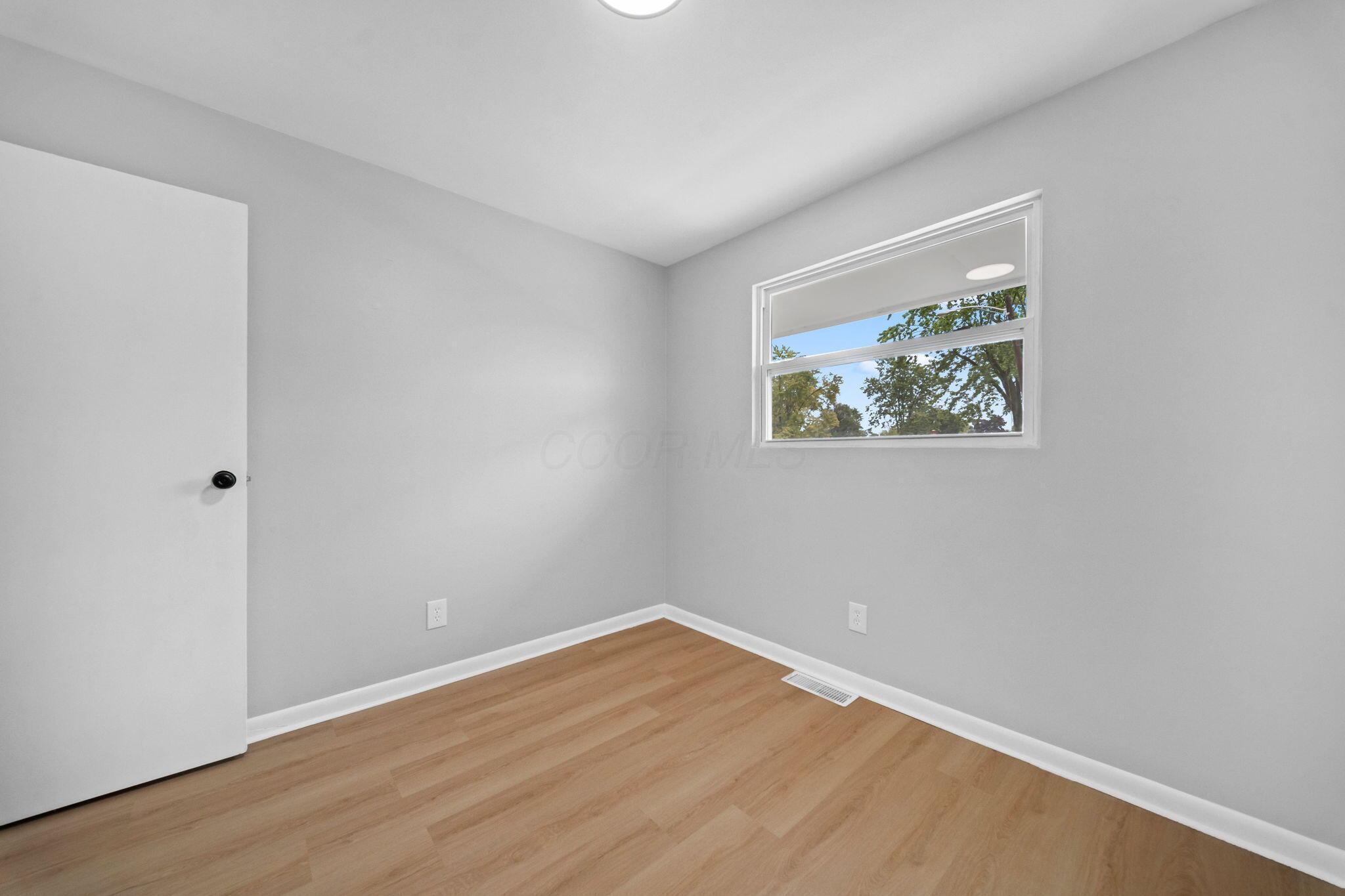 1623 Cunard Road Columbus, OH 43227 - Photo 35 of 72 35-web-or-mls-DSC03135-2
