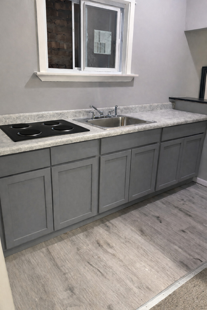 5236 West Irving Park Road Chicago, IL 60641 - Photo 12 of 18 Gallery Image 12