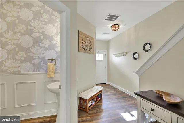 a view of an entryway