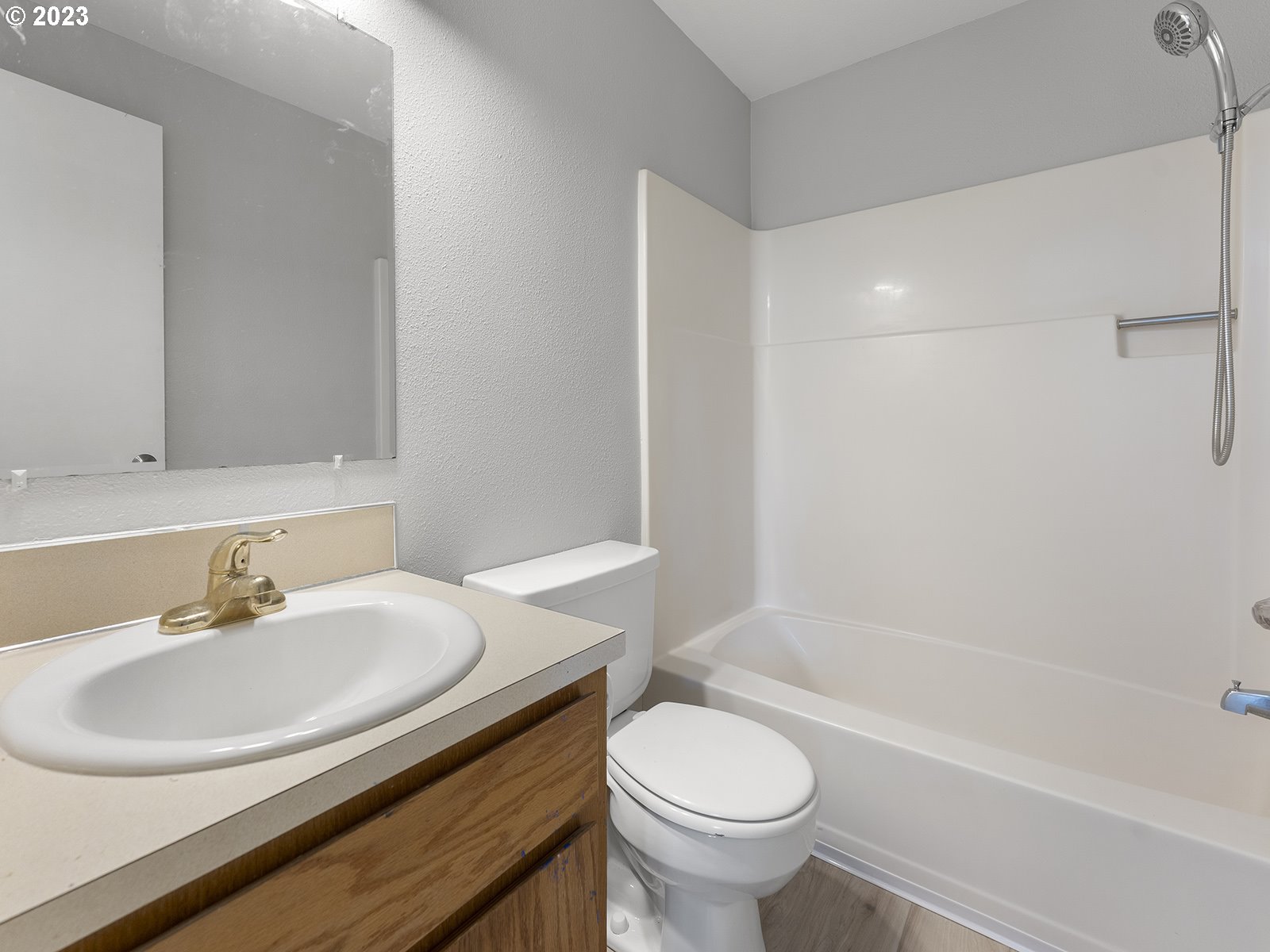 964 Southwest 179th Avenue Beaverton, OR 97003 - Photo 19 of 27 a bathroom with a sink a toilet and a bathtub
