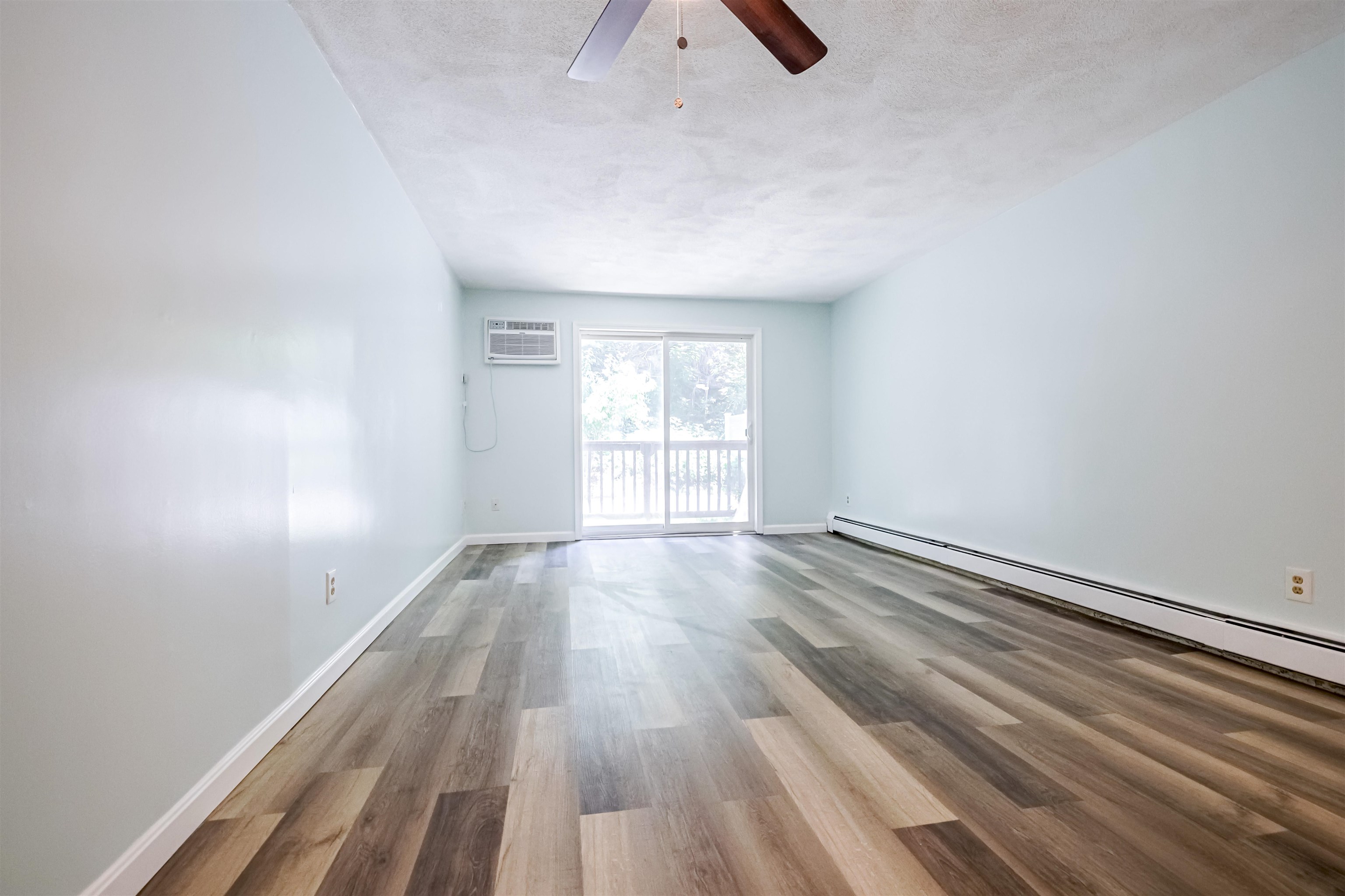 210 Brook Village Road, Unit 7 Nashua, NH 03062 - Photo 5 of 31