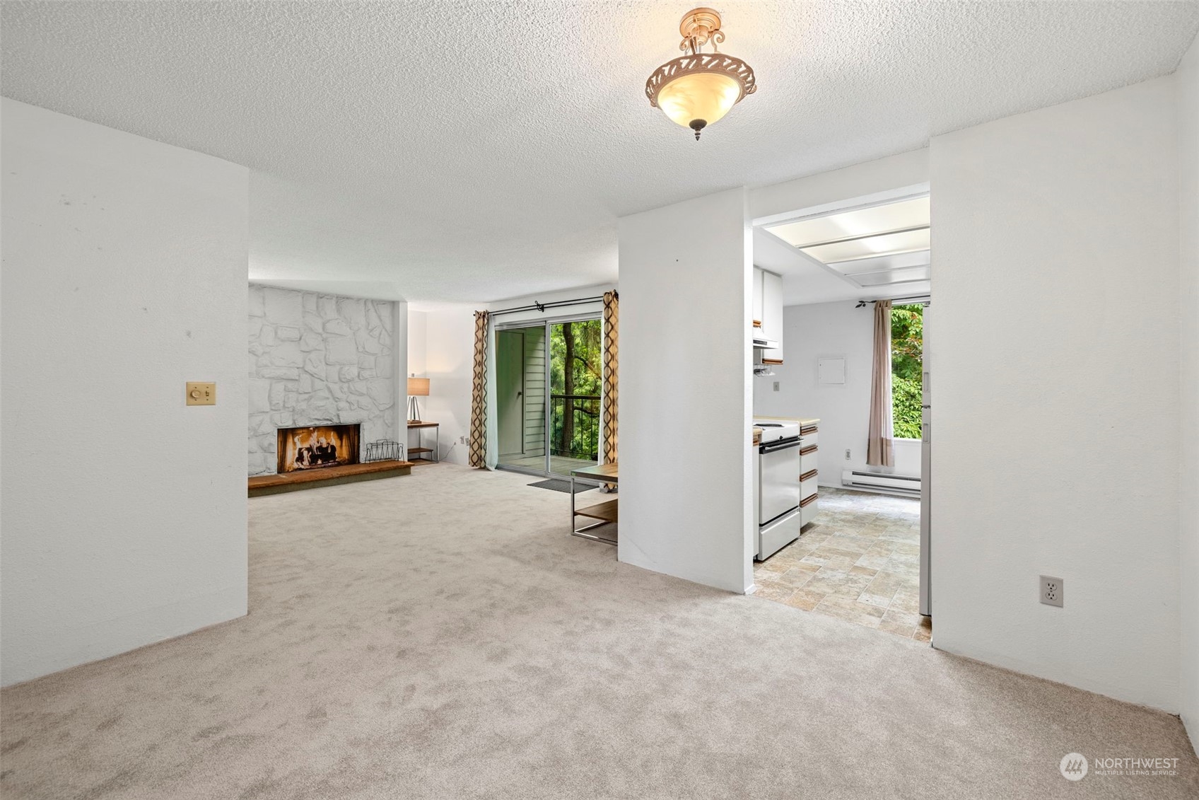 17526 151st Avenue Southeast, Unit 411 Renton, WA 98058 - Photo 3 of 20 Gallery Image 3