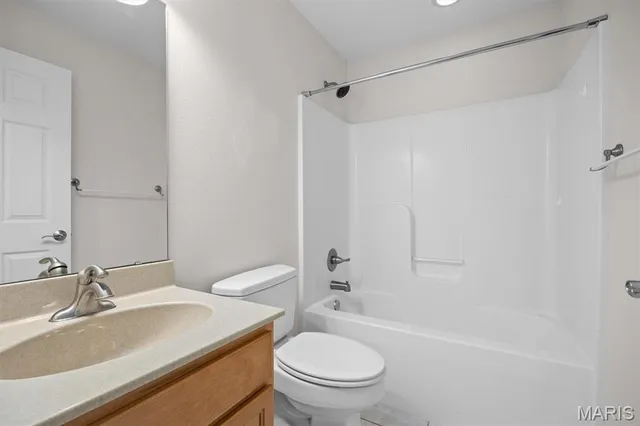 $399,000 | 500 Monticello Place, Edwardsville, IL 62025