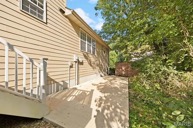 $399,000 | 500 Monticello Place, Edwardsville, IL 62025