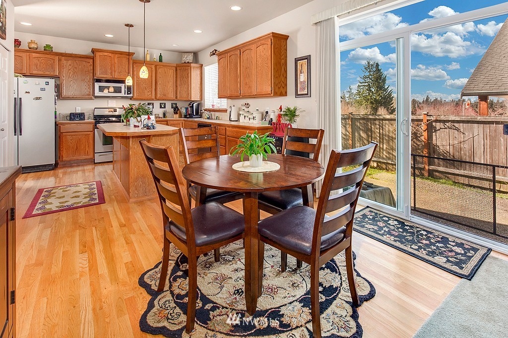 16028 41st Avenue Southeast Bothell, WA 98012 - Photo 8 of 16 Gallery Image 8