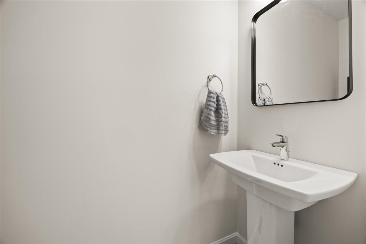 18 Oxbow Road, Unit 121 Raynham, MA 02767 - Photo 22 of 39 Gallery Image 22