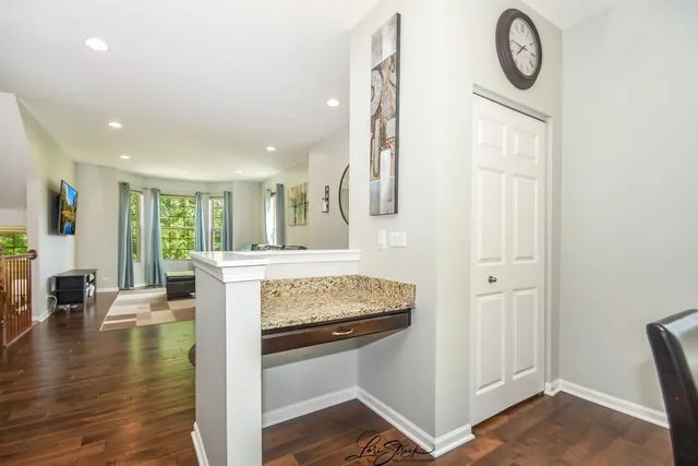 $399,000 | N062 Forsythe Court, Winfield, IL 60190