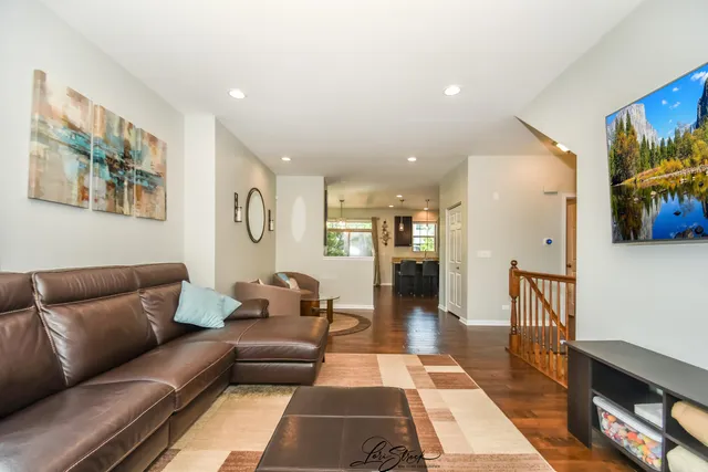 $399,000 | N062 Forsythe Court, Winfield, IL 60190