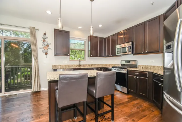 $399,000 | N062 Forsythe Court, Winfield, IL 60190