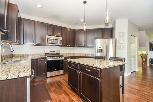 $399,000 | N062 Forsythe Court, Winfield, IL 60190