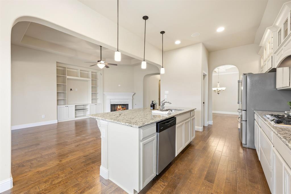 720 Louisville Road Aubrey, TX 76227 - Photo 12 of 38