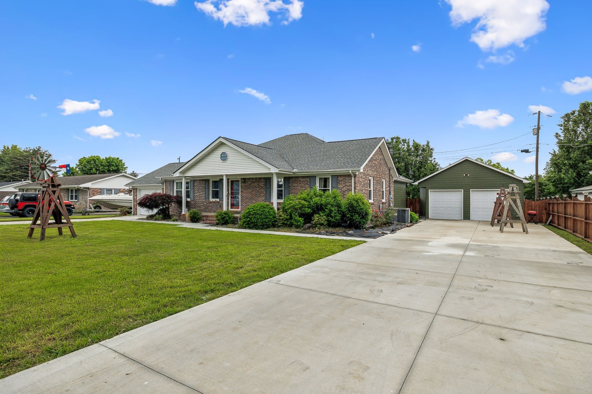 595 Pack Circle Smithville, TN 37166 - Photo 3 of 63
