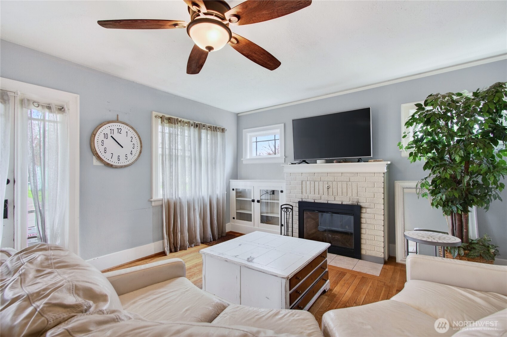 2829 Field Street Longview, WA 98632 - Photo 2 of 30