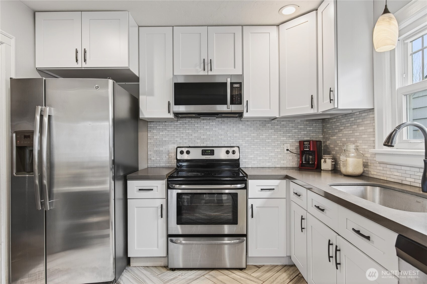 2829 Field Street Longview, WA 98632 - Photo 6 of 30