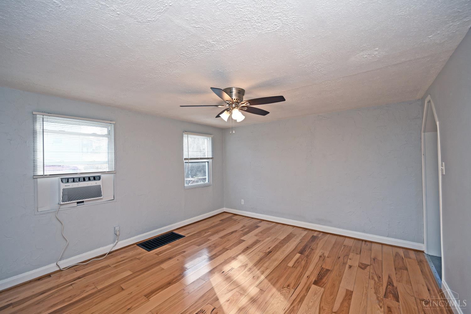 6210 Berauer Road, Unit 1 Cincinnati, OH 45248 - Photo 9 of 20