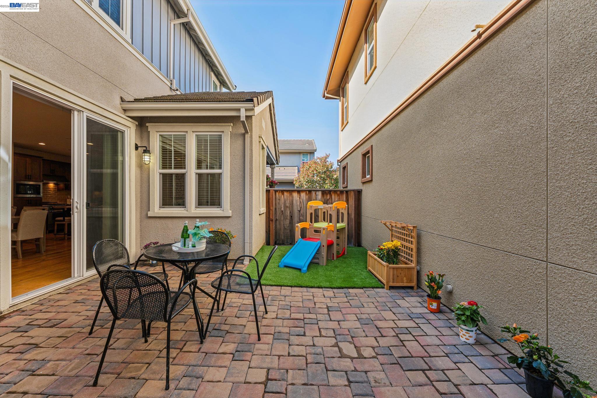 415 Dewitt Lane Alameda, CA 94501 - Photo 17 of 40