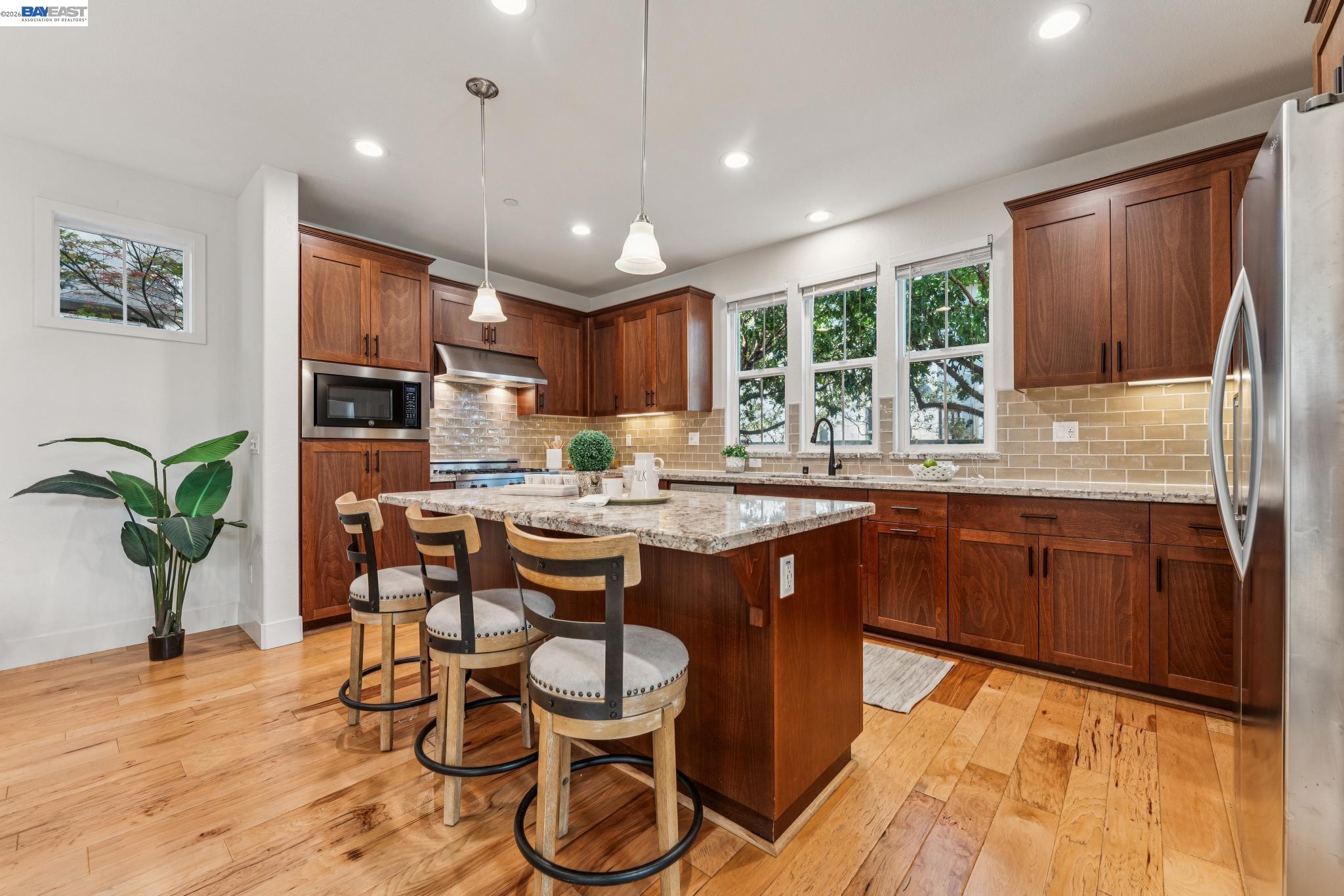 415 Dewitt Lane Alameda, CA 94501 - Photo 10 of 40