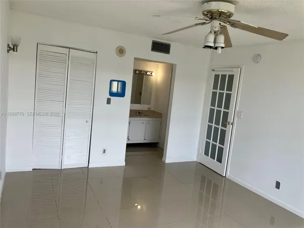 $2,400 | 17021 North Bay Road, Unit 409, Sunny Isles Beach, FL 33160