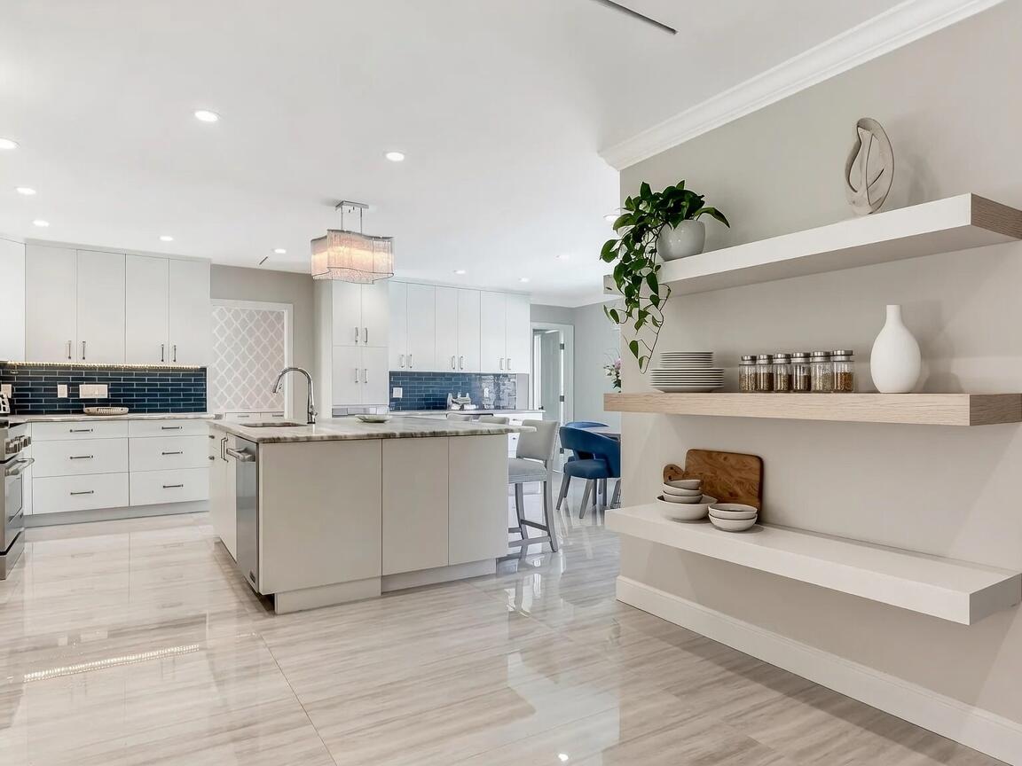 831 Dover Street Boca Raton, FL 33487 - Photo 5 of 86 image-1