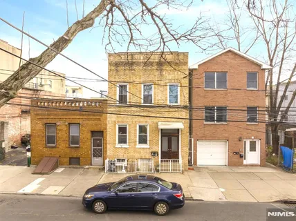 $829,000 | 12 Wright Avenue, Jersey City, NJ 07306