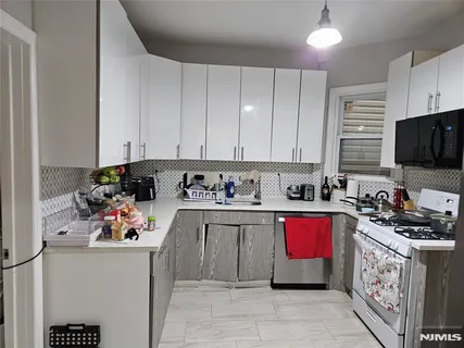 $829,000 | 12 Wright Avenue, Jersey City, NJ 07306