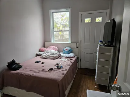 $829,000 | 12 Wright Avenue, Jersey City, NJ 07306