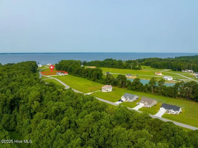 $98,000 | 332 South Brightleaf Drive, Minnesott Beach, NC 28510