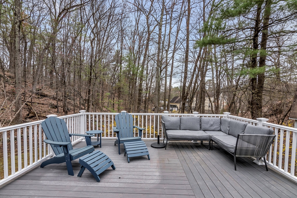 21 Heather Road Dracut, MA 01826 - Photo 33 of 40