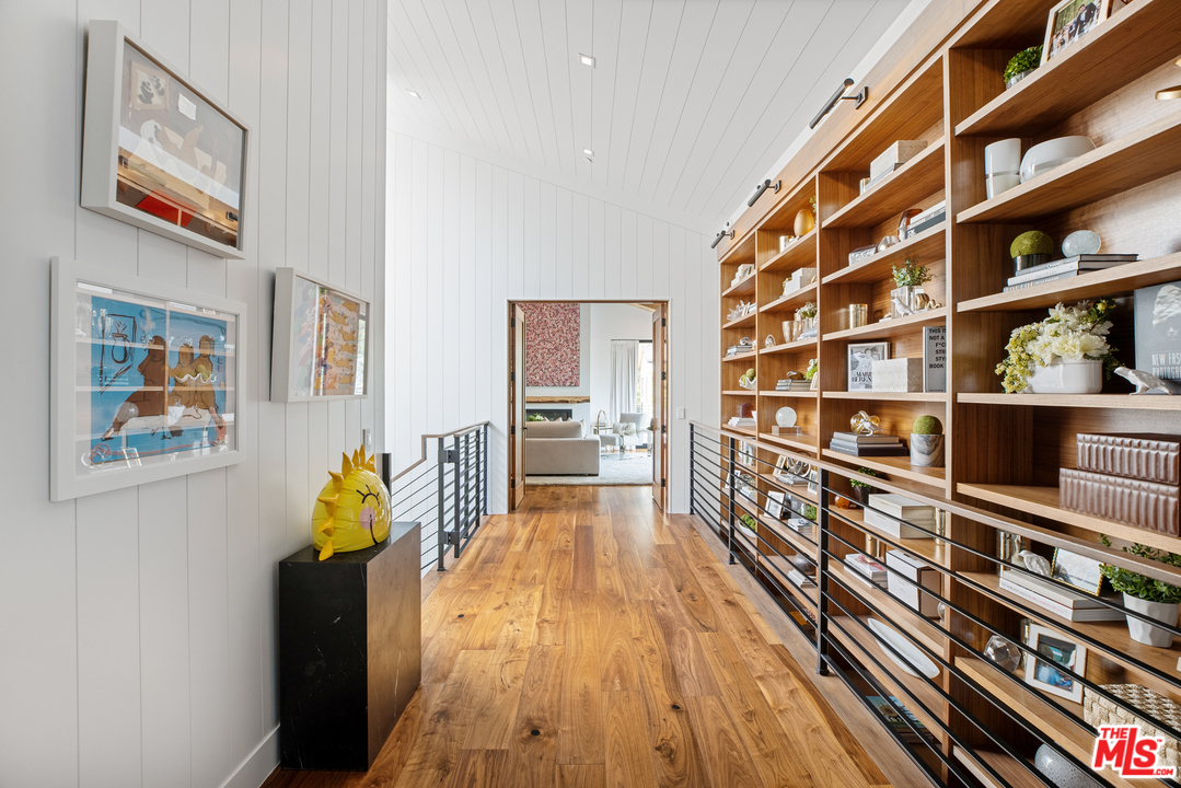 3904 Valley Meadow Road Encino, CA 91436 - Photo 18 of 41