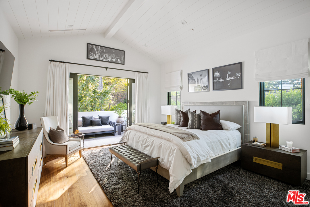 3904 Valley Meadow Road Encino, CA 91436 - Photo 25 of 41