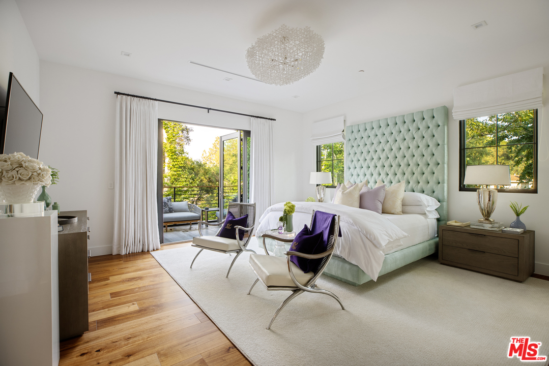 3904 Valley Meadow Road Encino, CA 91436 - Photo 27 of 41